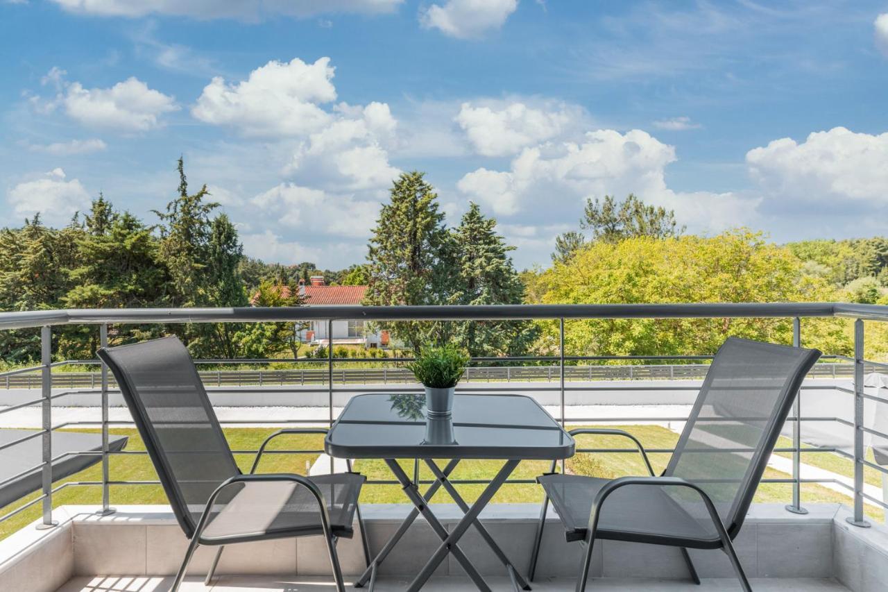 V Luxury Apartments Posidi Bagian luar foto