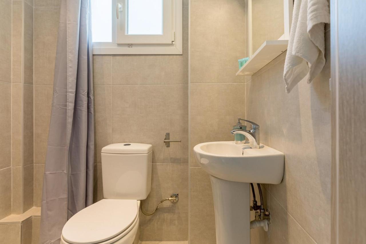 V Luxury Apartments Posidi Bagian luar foto