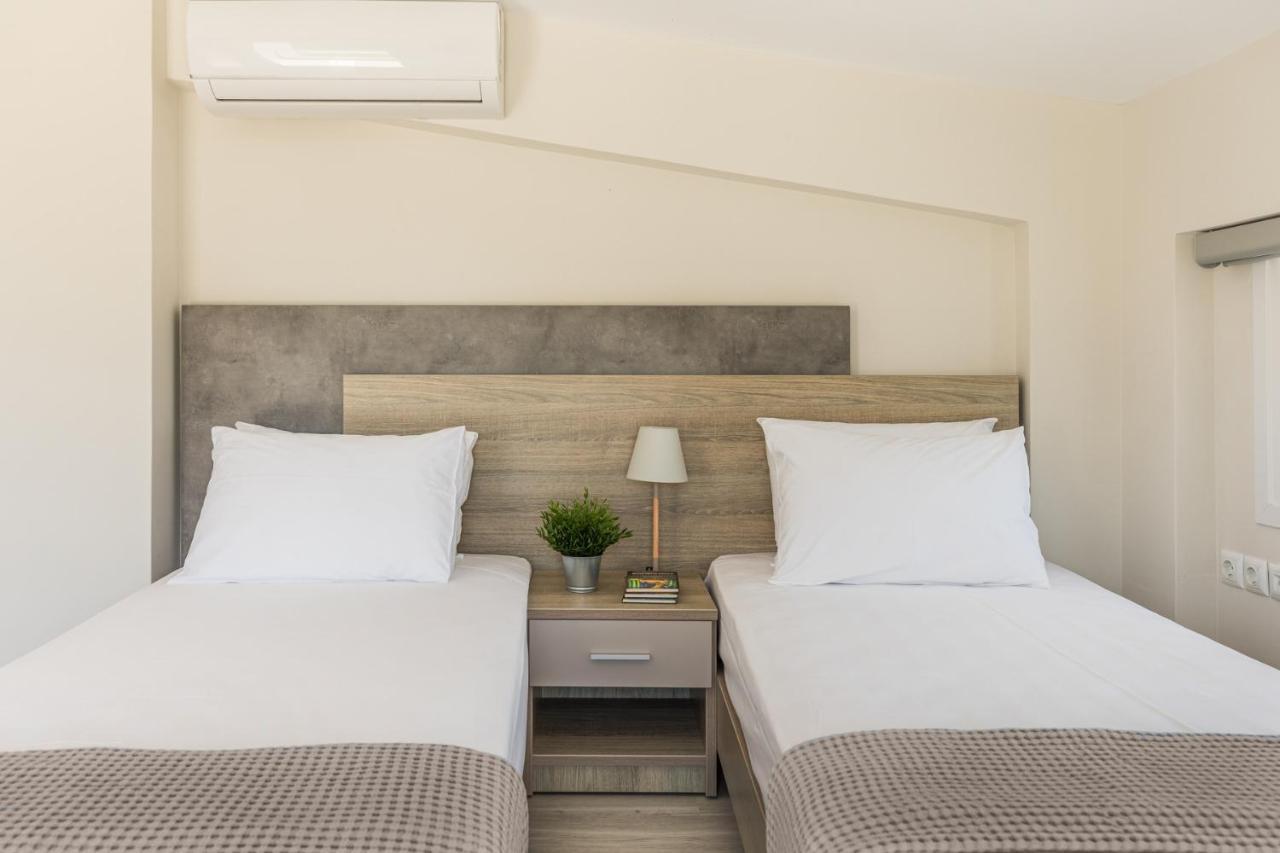 V Luxury Apartments Posidi Bagian luar foto